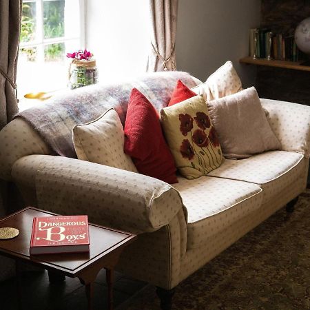 Pengelly Farmhouse B&B トルーロー エクステリア 写真