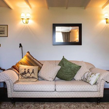 Pengelly Farmhouse B&B トルーロー エクステリア 写真